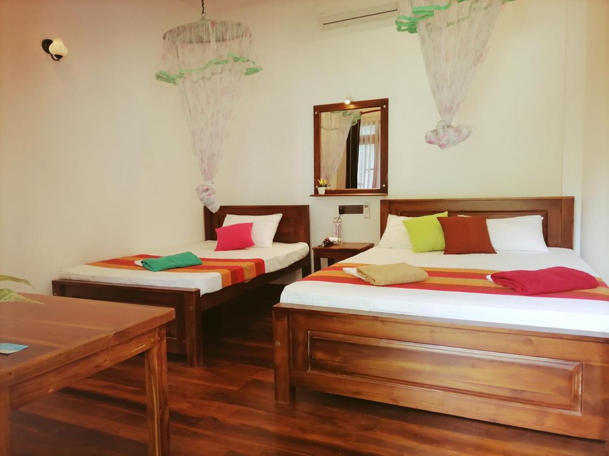 Ceylonima Home Stay Anuradhapura Bagian luar foto
