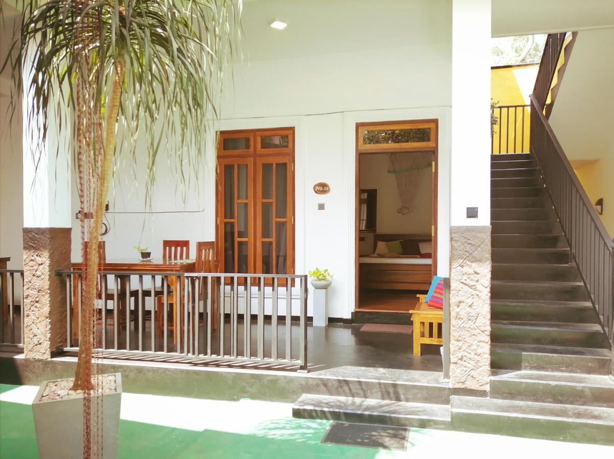 Ceylonima Home Stay Anuradhapura Bagian luar foto